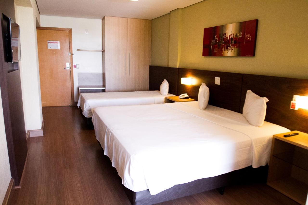 Ramada Hotel & Suites Lagoa Santa By Wyndham Buitenkant foto